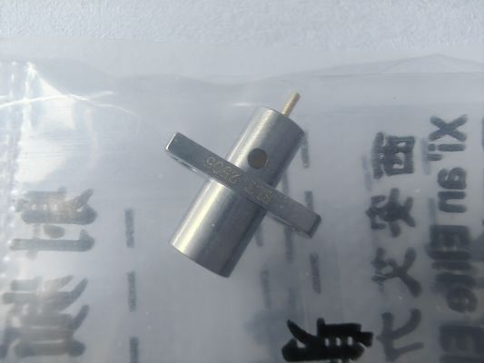 Đầu cắm SMP đực bằng thép không gỉ, gắn mặt bích 2 lỗ, đầu nối Microstrip Full Detent với tần số lên đến 18GHz